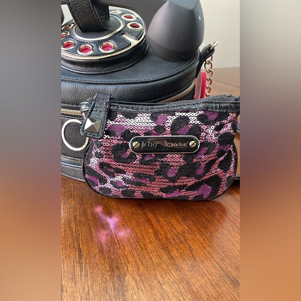 Betsey Johnson Telephone Crossbody & Coin Purse Set, NWT - Picture 3 of 14